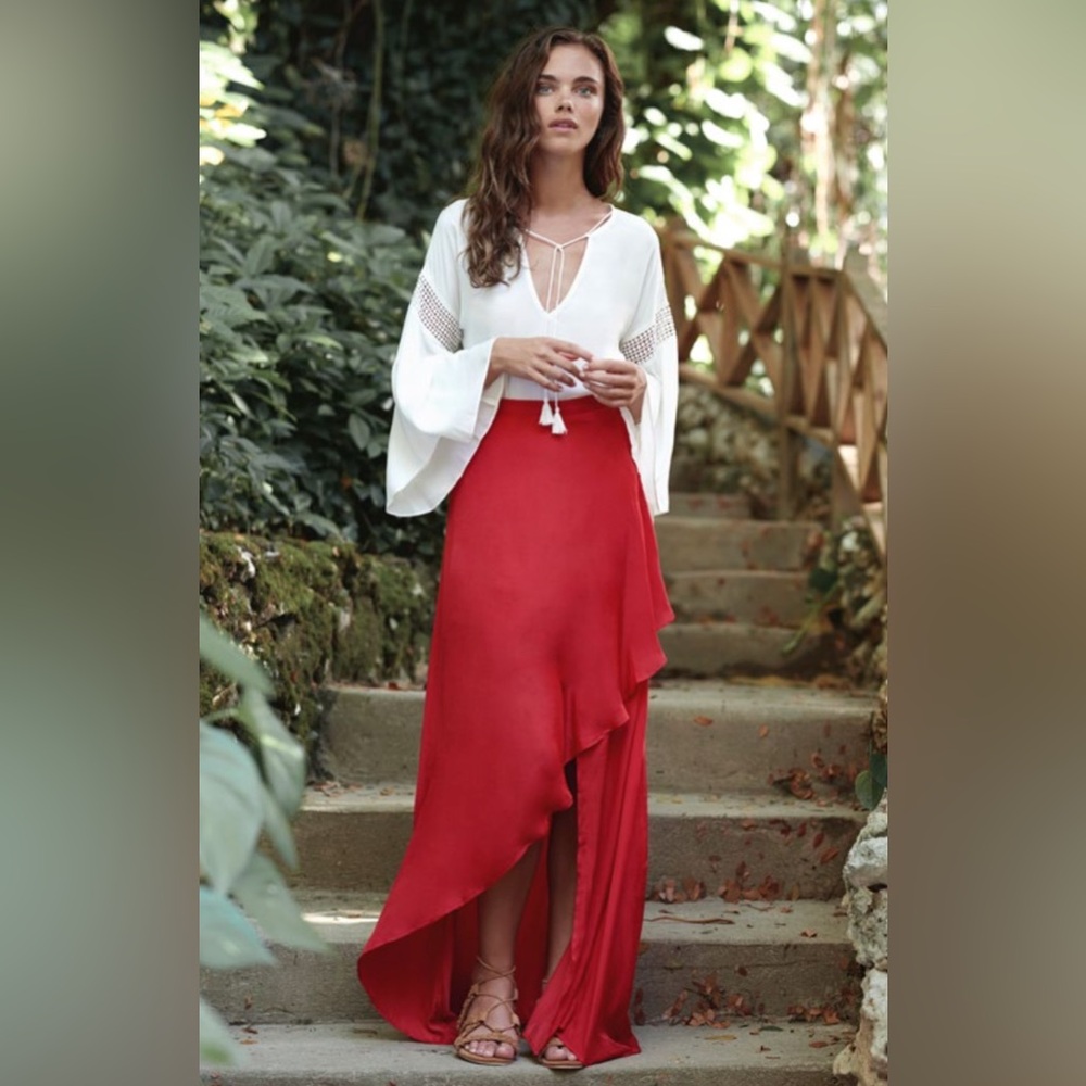 The Jetset Diaries Red Asymmetrical Skirt - Picture 3 of 4